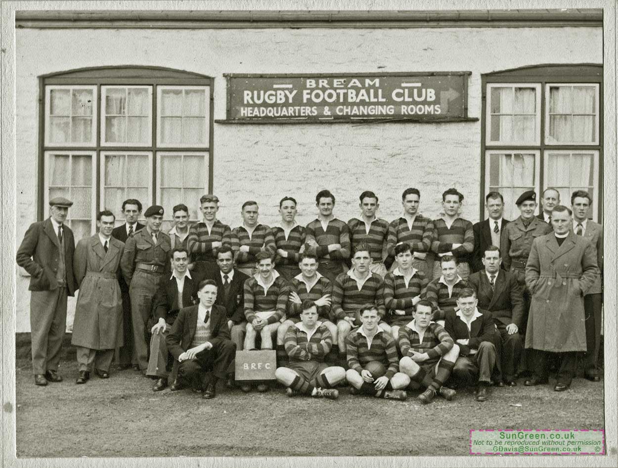 image: Bream RFC outside their H.Q, and changing rooms at the Rising Sun Inn, Bream in the 1956-1957 season.