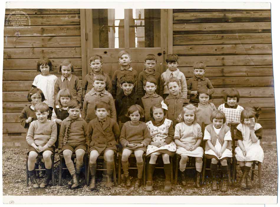 image: Ellwood School