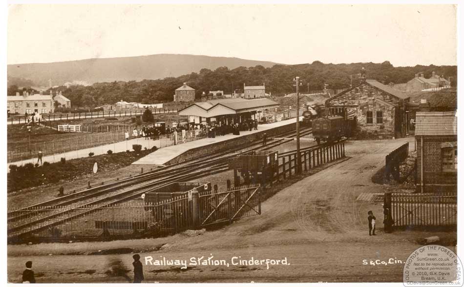 Cinderford Station (55k)