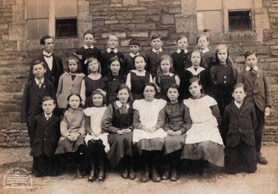 image: Woolaston School c 1900