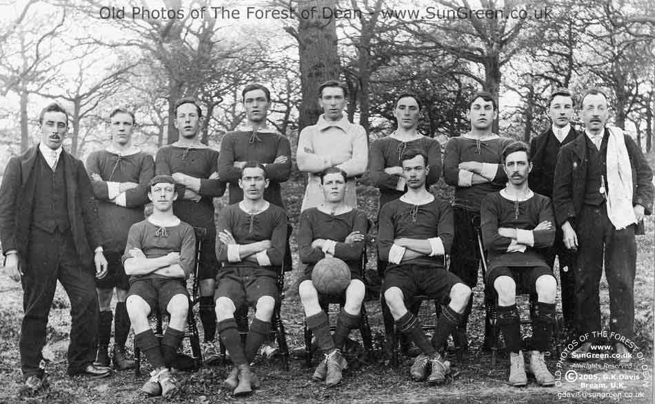 Moseley Green United A.F.C. 1914 (70k)