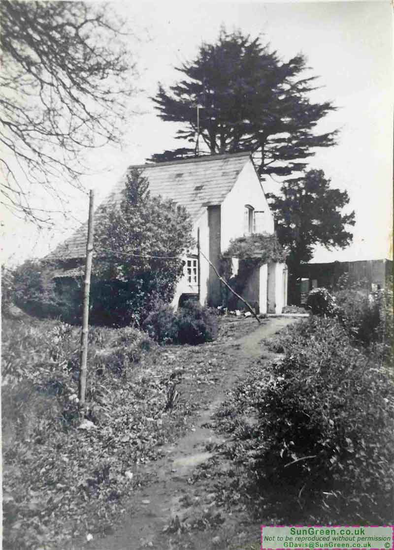 An old photo of Astonbridge Lodge near The Pludds, Gloucestershire.
