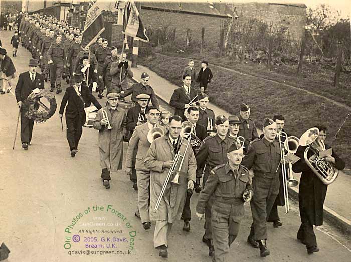 Bream, Armistice Day 1942 (63k)
