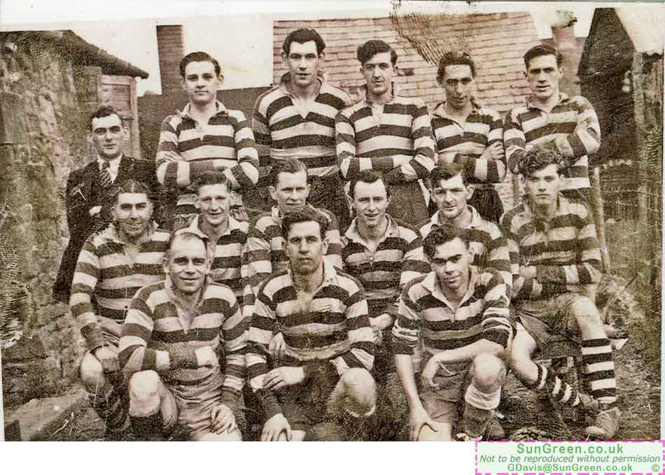 An old photo of a Bream rugby team.