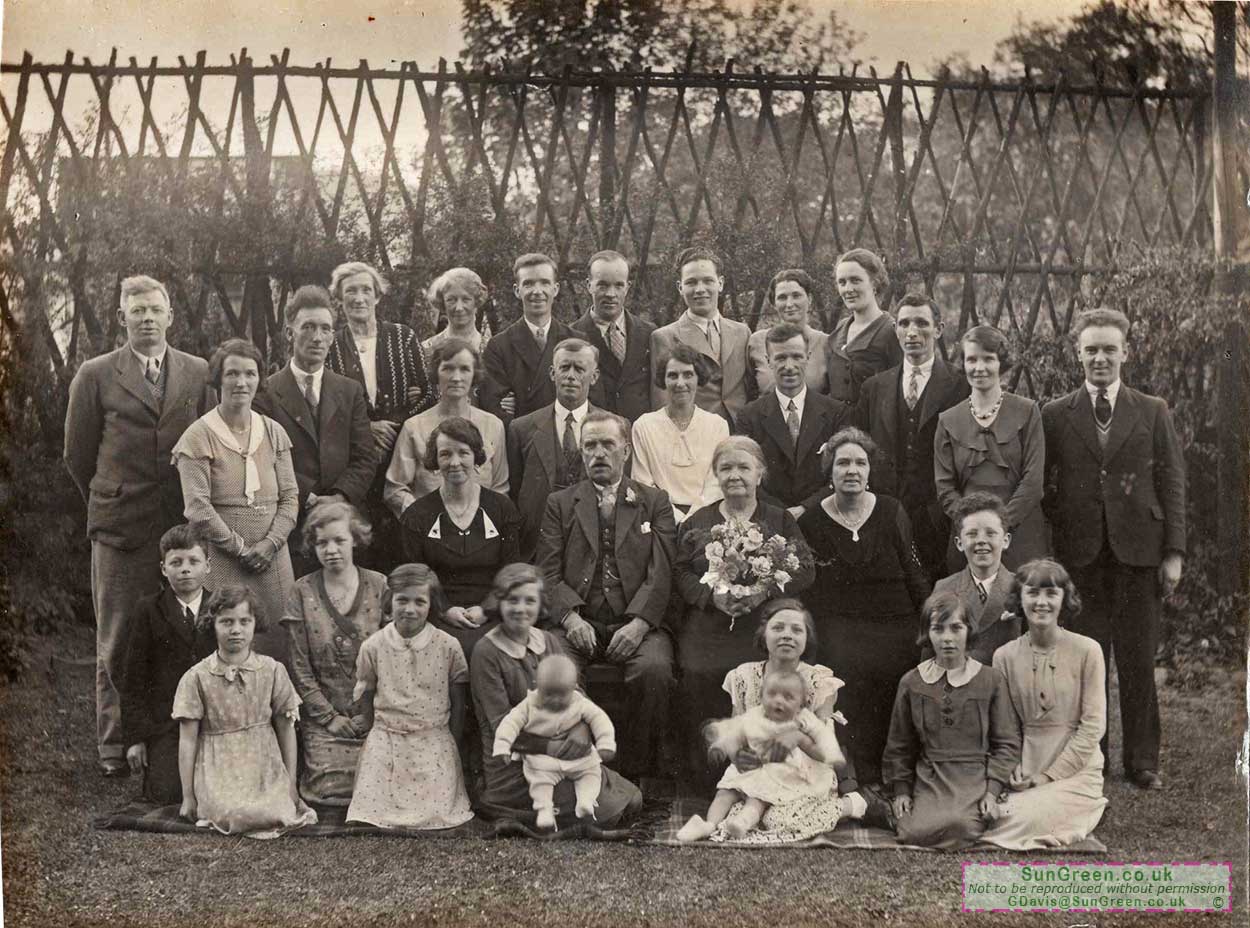 The Howells family at Tutnall, Lydney, Gloucestershire in 1934